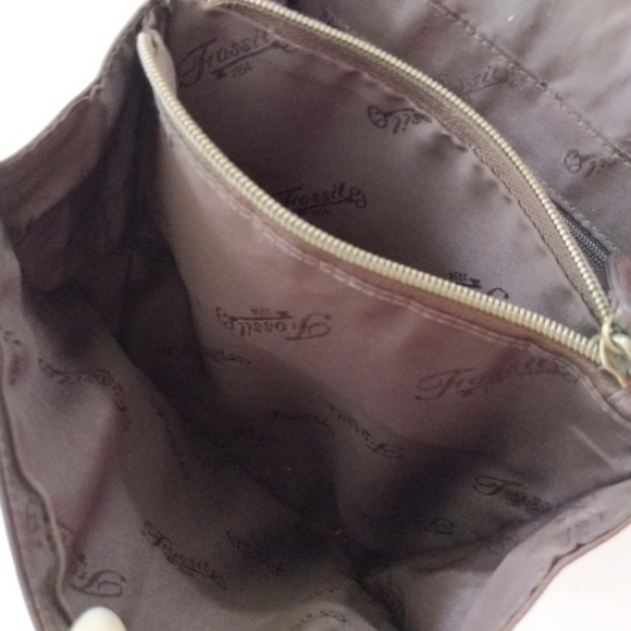 Vintage Fossil Brown Leather Crossbody - Picture 10 of 12